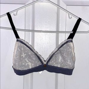 Women’s white lace bralette